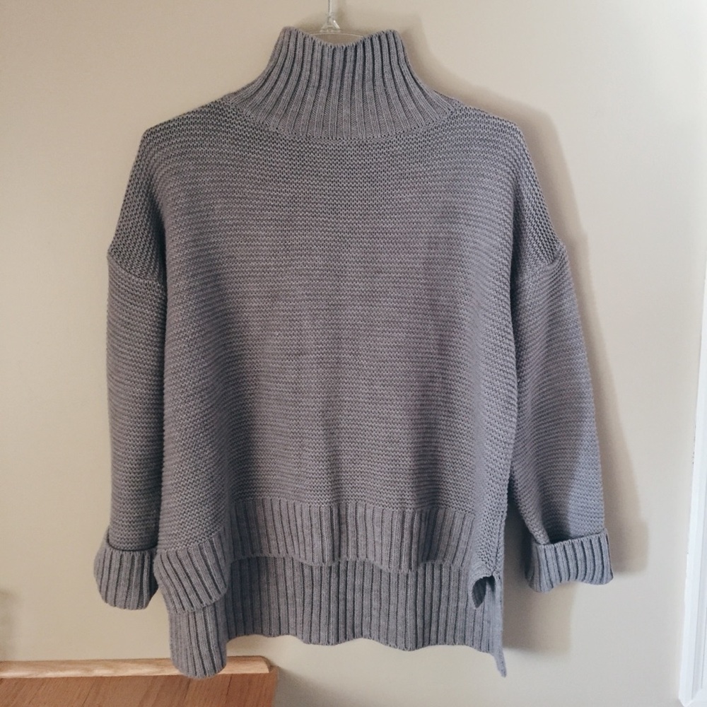 Vintage turtle neck sweater